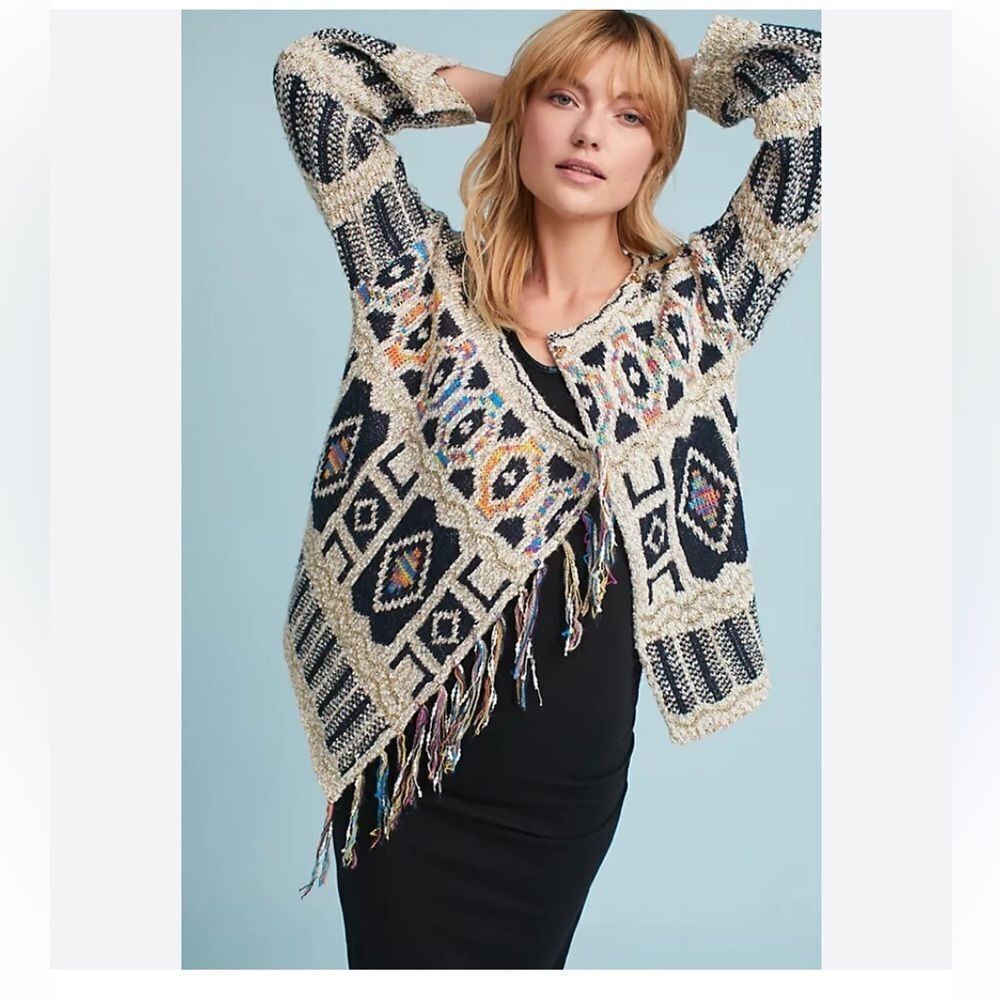 By Anthropologie Spectra Fringed Cardigan
Moth size Small